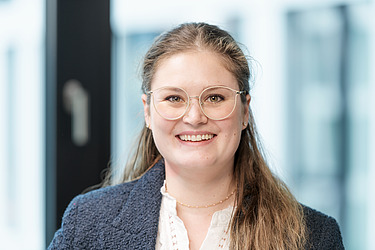 Portrait von einer kaufmännischen Auszubildenden